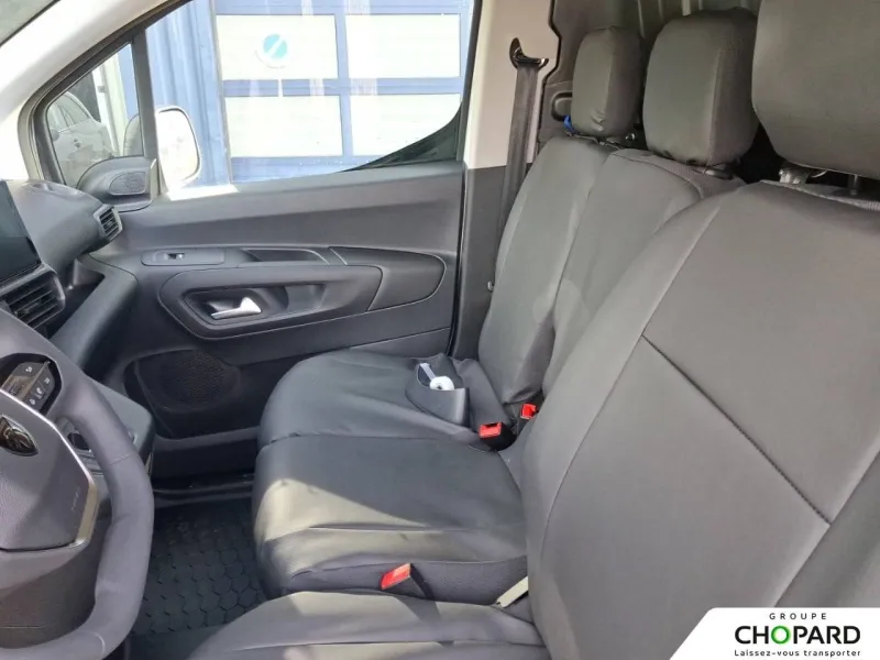 Image secondaire du véhicule 10