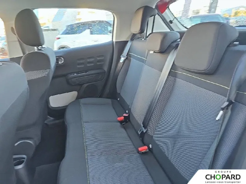 Image secondaire du véhicule 12