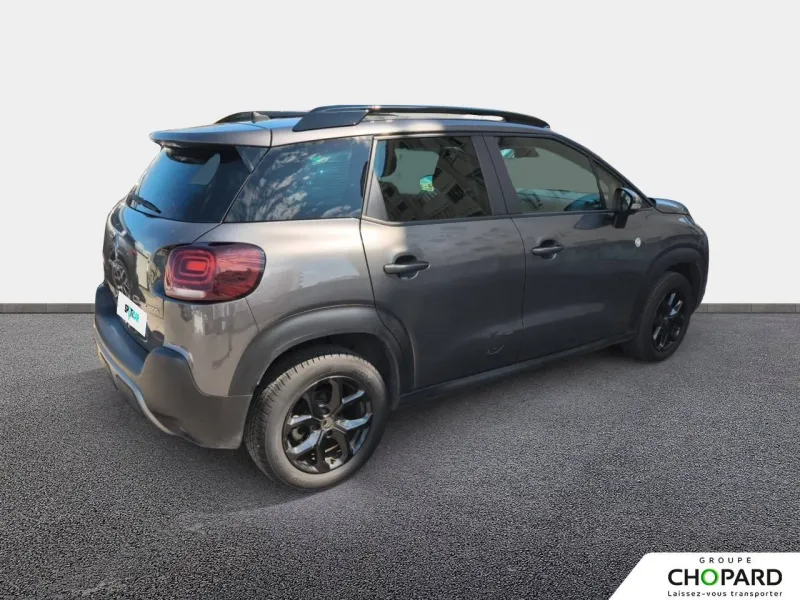 Image secondaire du véhicule 9