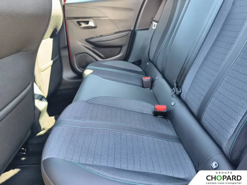 Image secondaire du véhicule 12