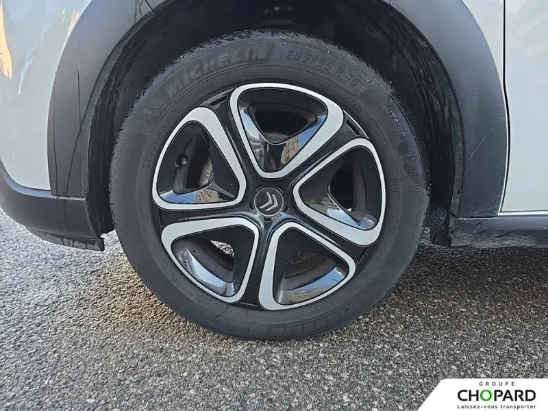 Image secondaire du véhicule 13