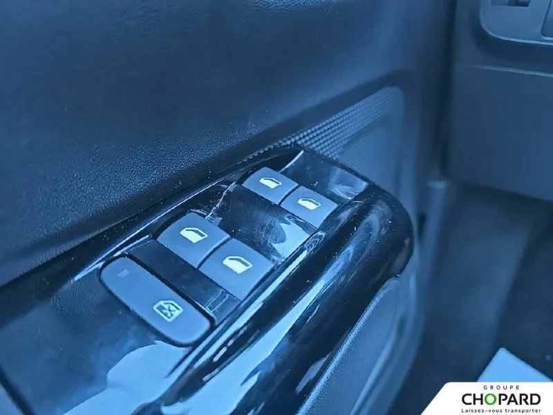 Image secondaire du véhicule 15