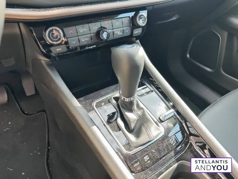 Image secondaire du véhicule 22