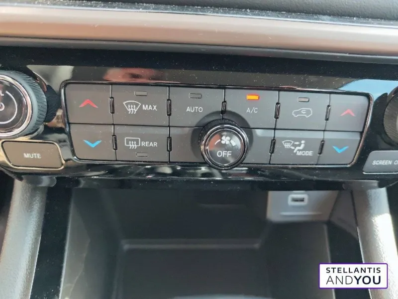 Image secondaire du véhicule 27