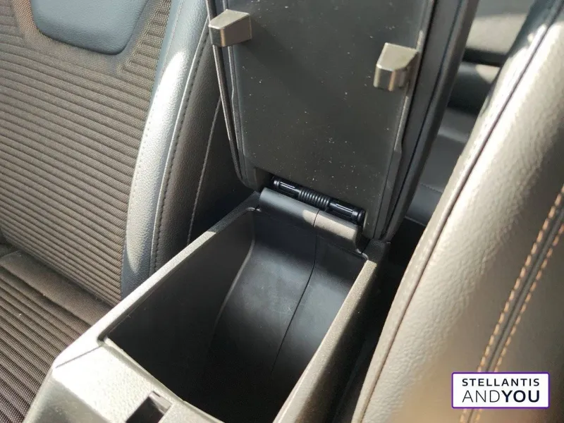 Image secondaire du véhicule 29