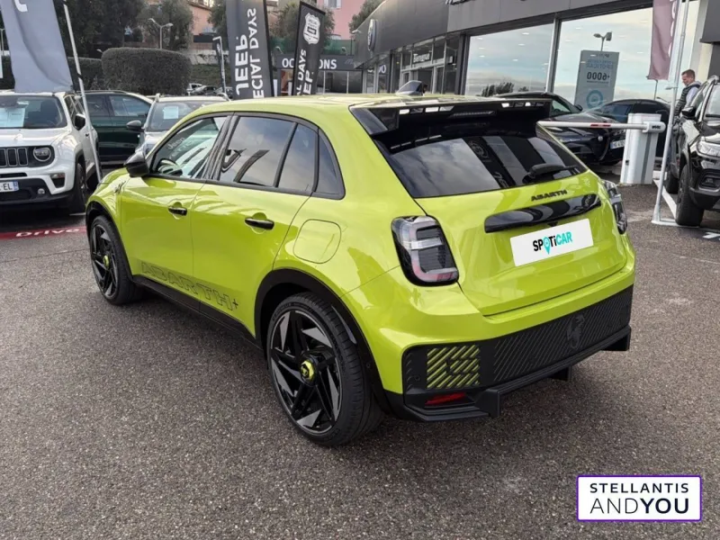 Image secondaire du véhicule 8