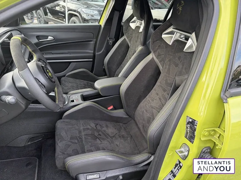 Image secondaire du véhicule 10