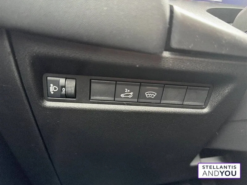 Image secondaire du véhicule 18