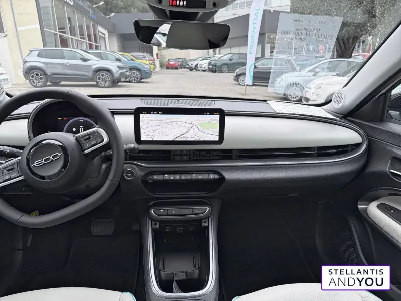 Image secondaire du véhicule 9