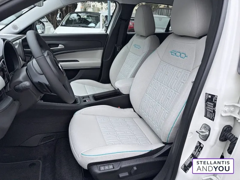 Image secondaire du véhicule 10