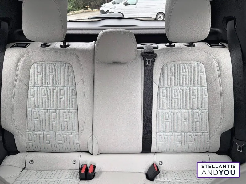 Image secondaire du véhicule 11