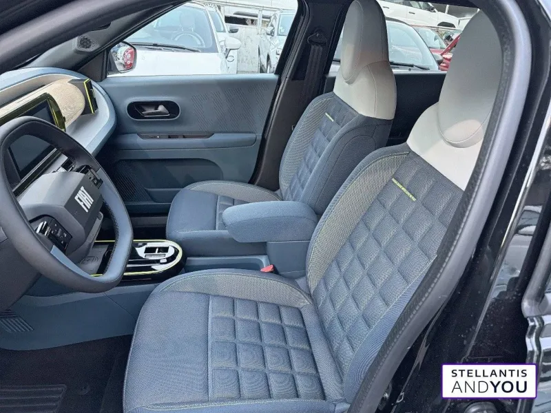 Image secondaire du véhicule 10