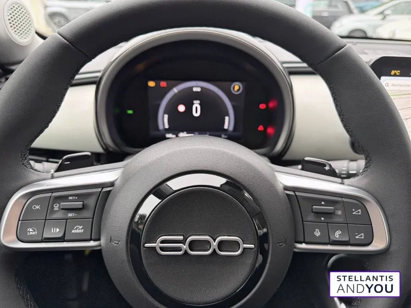 Image secondaire du véhicule 20