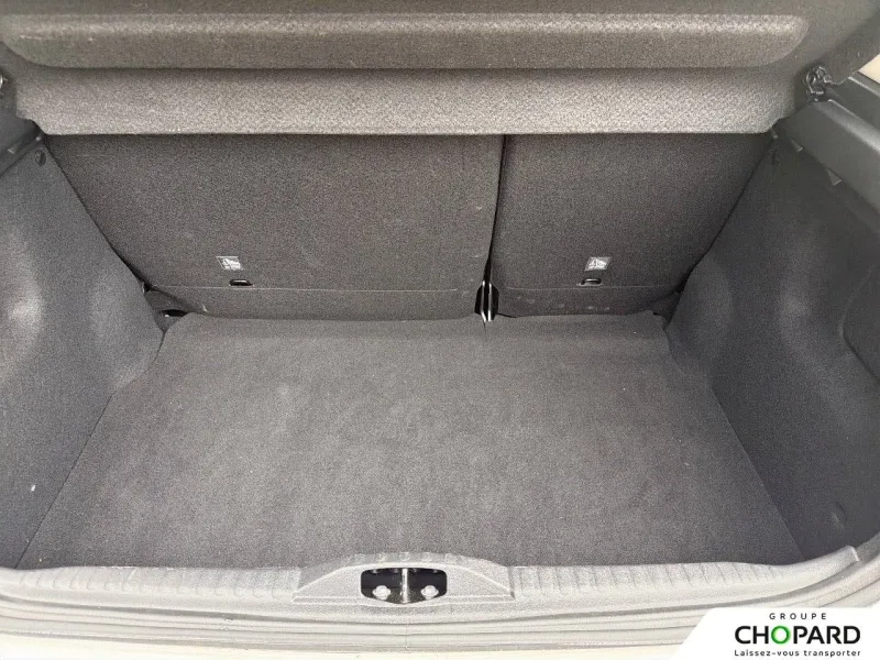 Image secondaire du véhicule 12