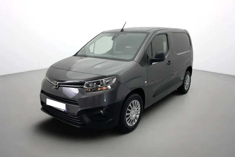 Toyota-PROACE CITY FOURGON RC21-PROACE CITY MEDIUM 1.5L 130 D-4D BVM6 Toyota-PROACE CITY FOURGON RC21-d'occasion chez Peugeot Gap