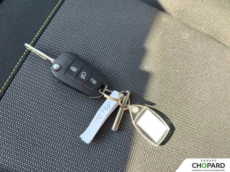 Image secondaire du véhicule 15