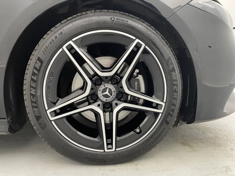 Image secondaire du véhicule 18