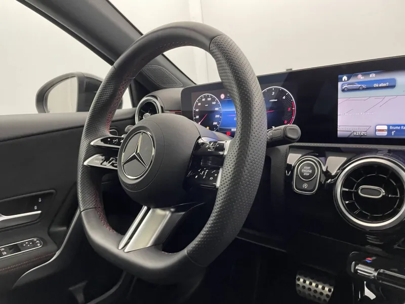 Image secondaire du véhicule 25