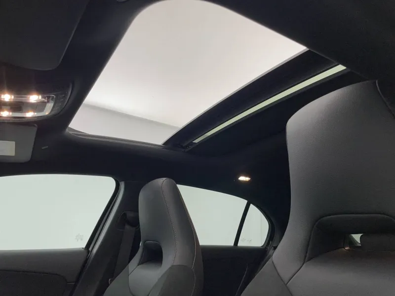 Image secondaire du véhicule 34