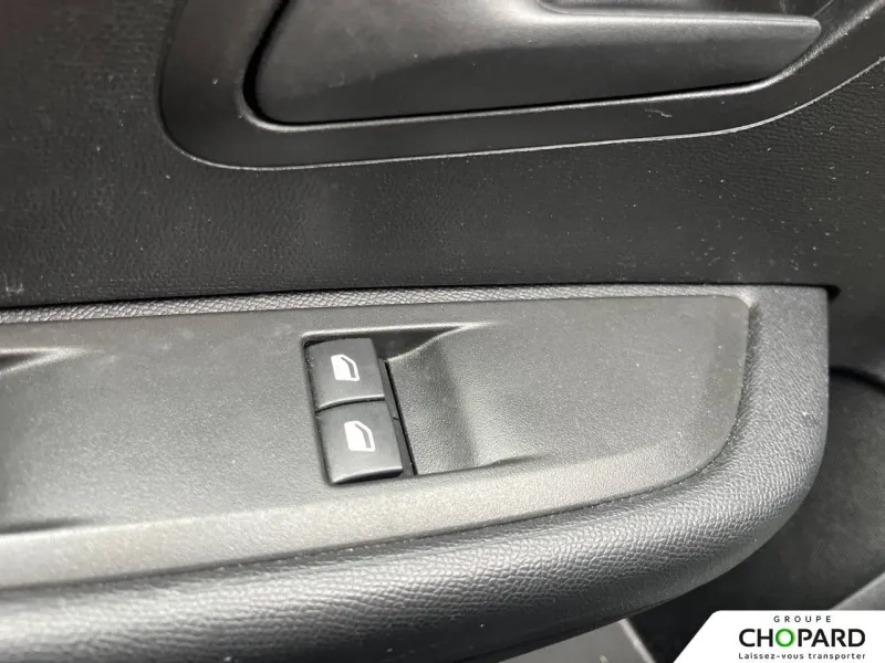 Image secondaire du véhicule 14