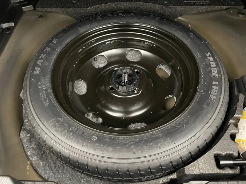 Image secondaire du véhicule 44