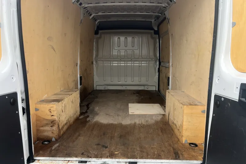 Image secondaire du véhicule 10