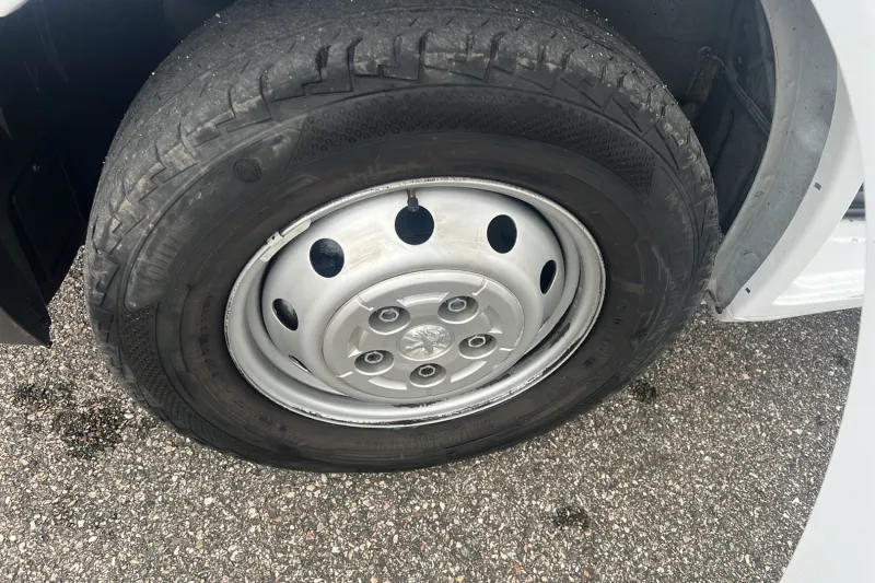 Image secondaire du véhicule 13