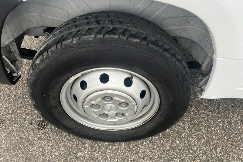 Image secondaire du véhicule 15