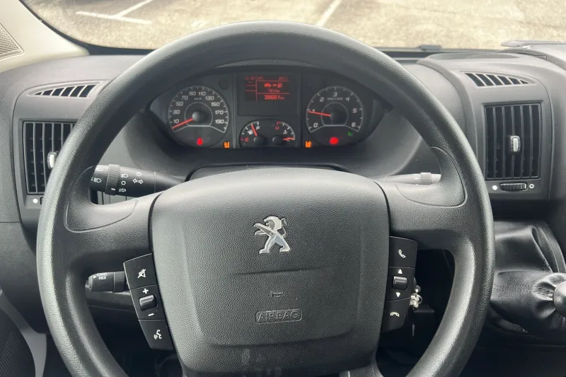 Image secondaire du véhicule 17