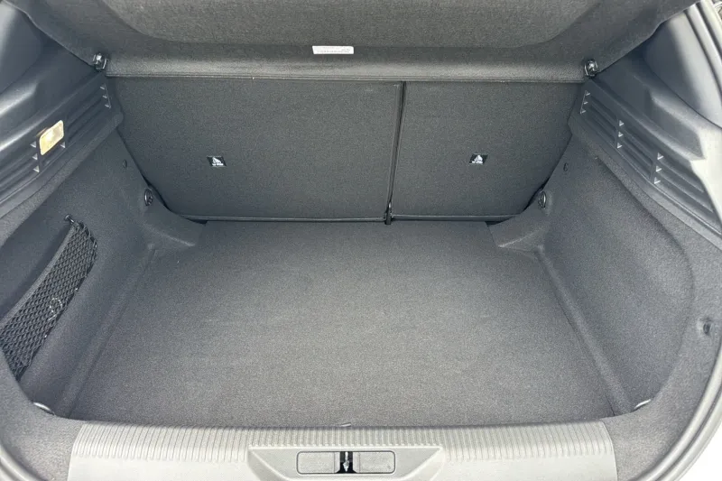 Image secondaire du véhicule 10