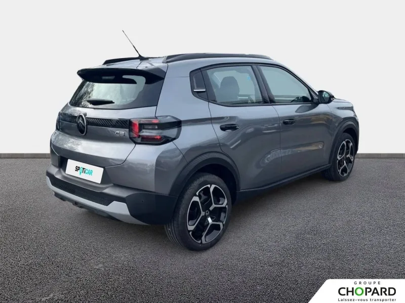 Image secondaire du véhicule 9