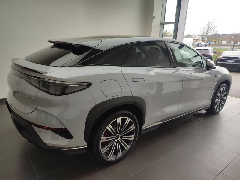 Image secondaire du véhicule 5