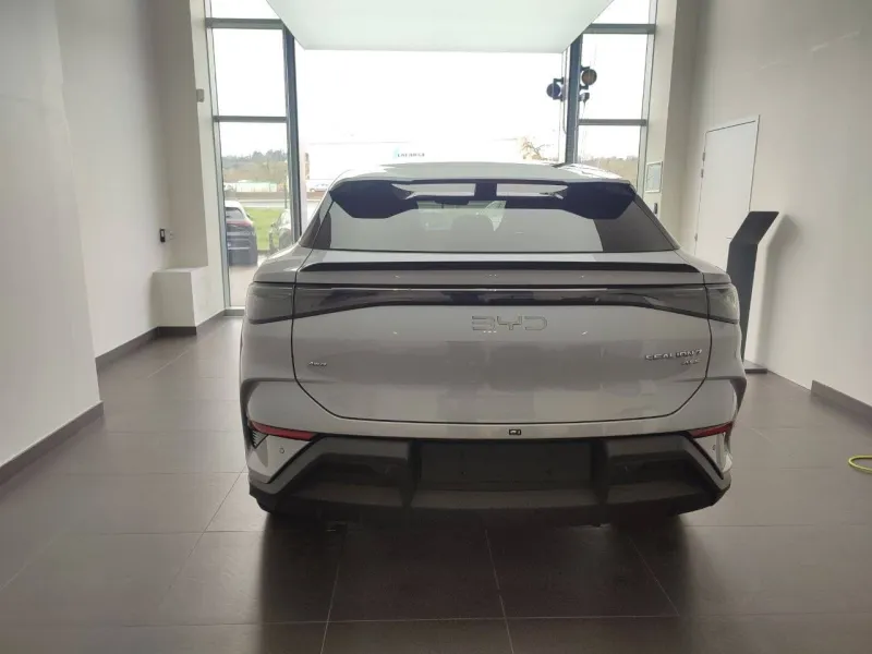 Image secondaire du véhicule 6