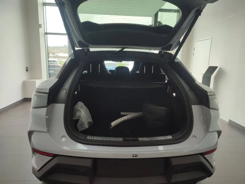 Image secondaire du véhicule 7