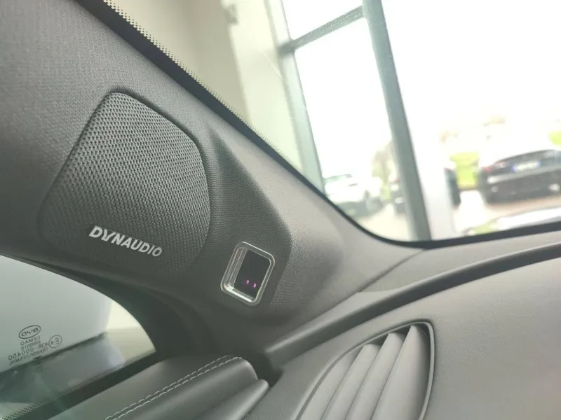 Image secondaire du véhicule 22