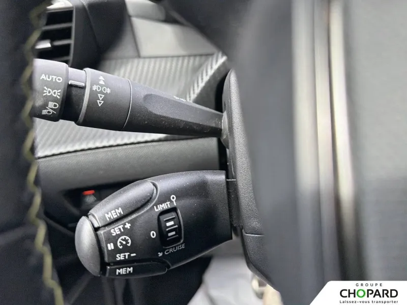 Image secondaire du véhicule 24