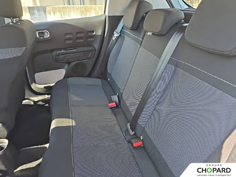 Image secondaire du véhicule 12