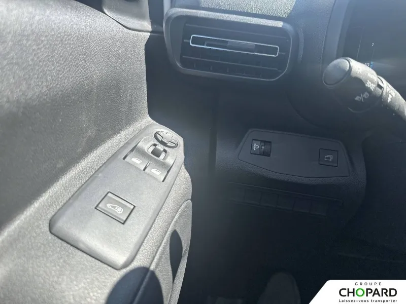 Image secondaire du véhicule 19