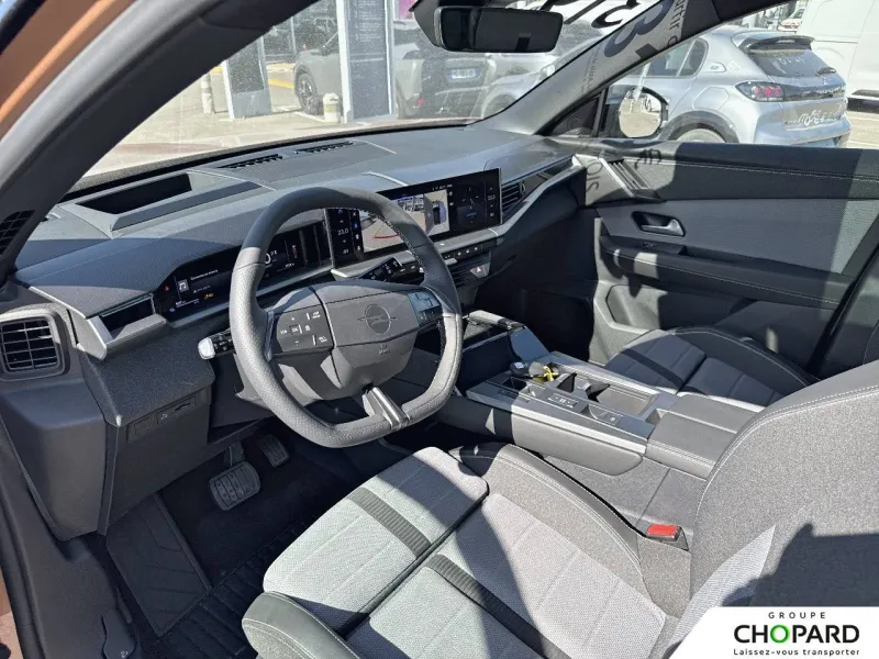 Image secondaire du véhicule 11