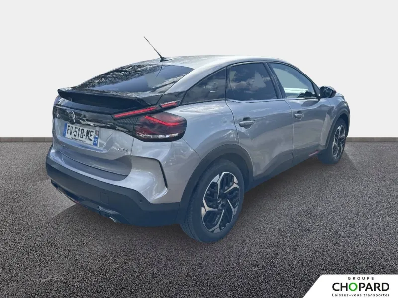 Image secondaire du véhicule 9