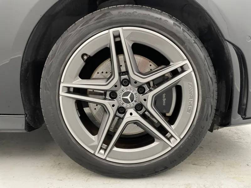 Image secondaire du véhicule 18