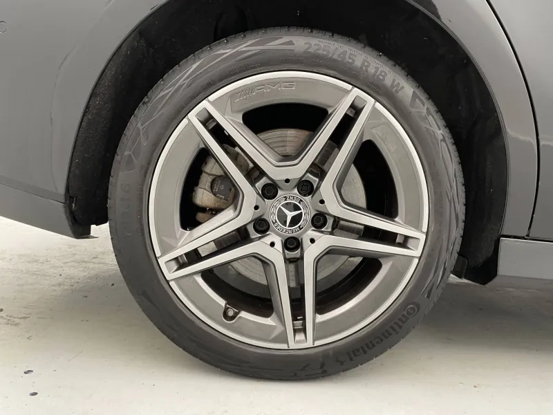 Image secondaire du véhicule 19