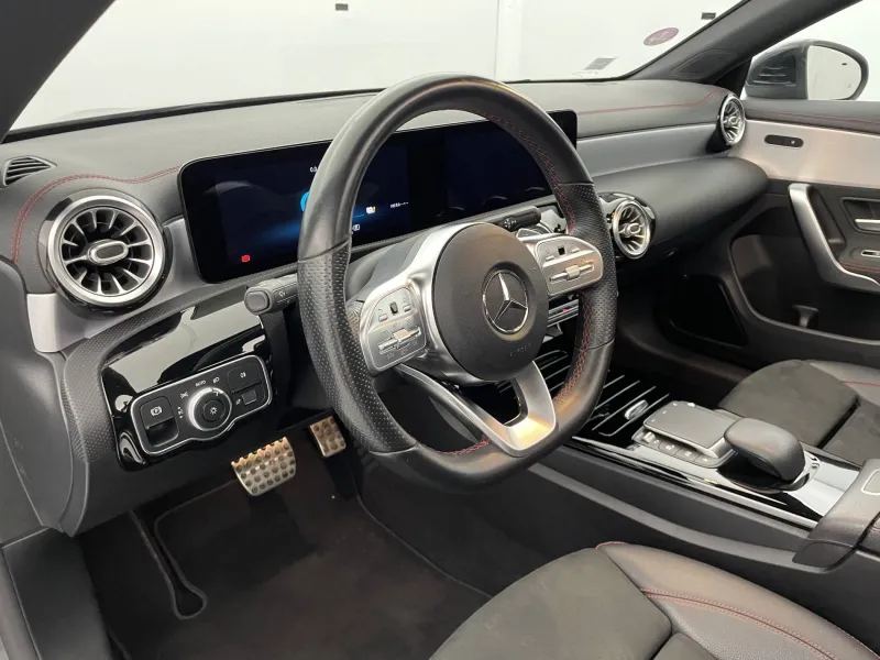 Image secondaire du véhicule 32