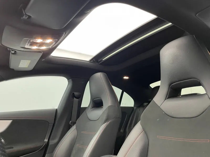 Image secondaire du véhicule 36