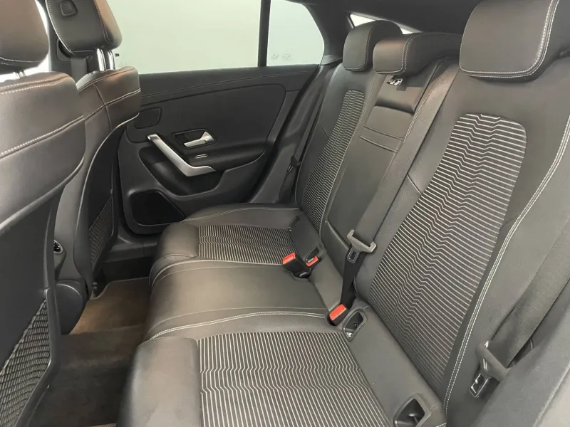 Image secondaire du véhicule 17