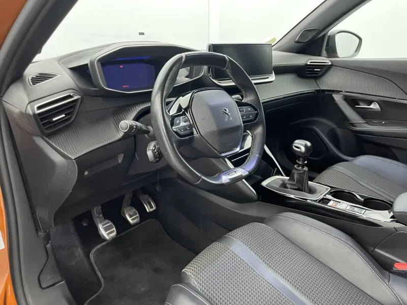 Image secondaire du véhicule 32