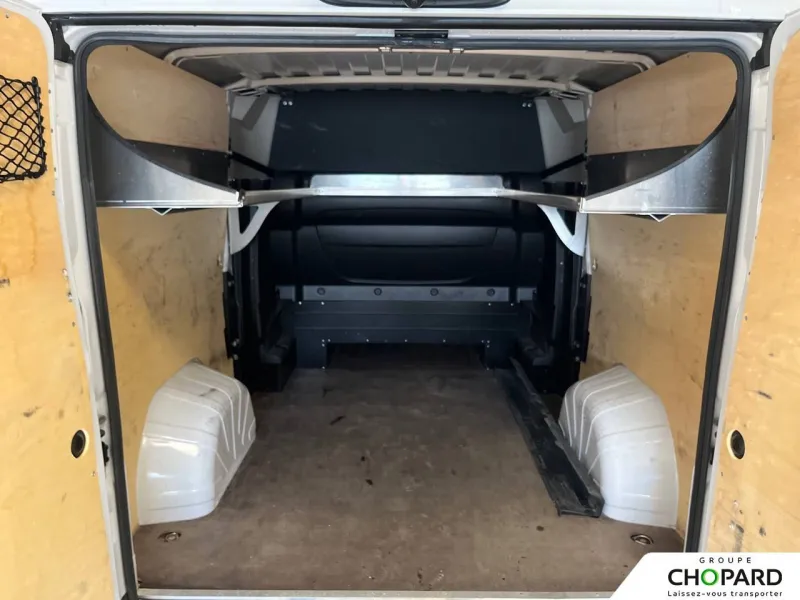 Image secondaire du véhicule 7