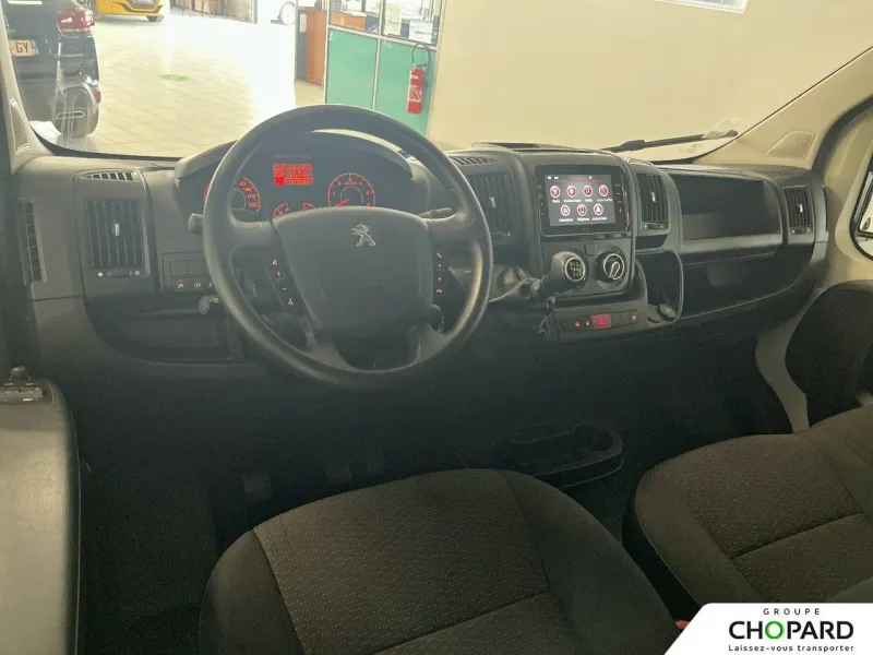 Image secondaire du véhicule 11