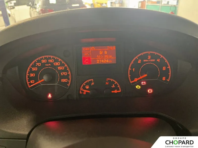 Image secondaire du véhicule 20