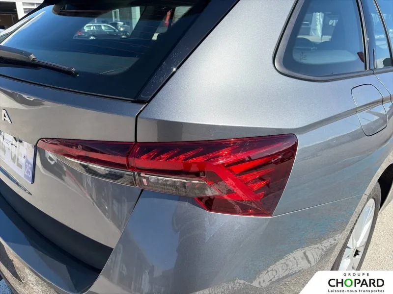 Image secondaire du véhicule 26